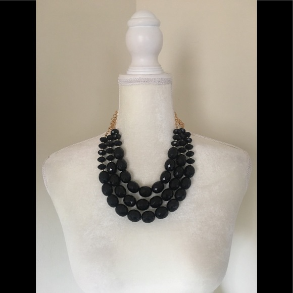 Multi Layer Bead Necklace✨✨ - Picture 4 of 4